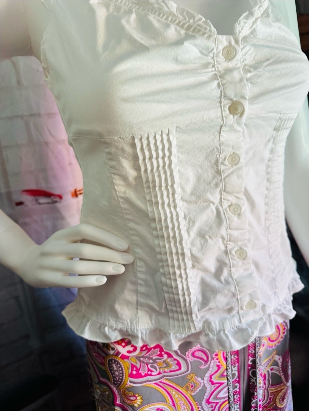 White Ruffle Button-Front Tank Top - Picture 4 of 7